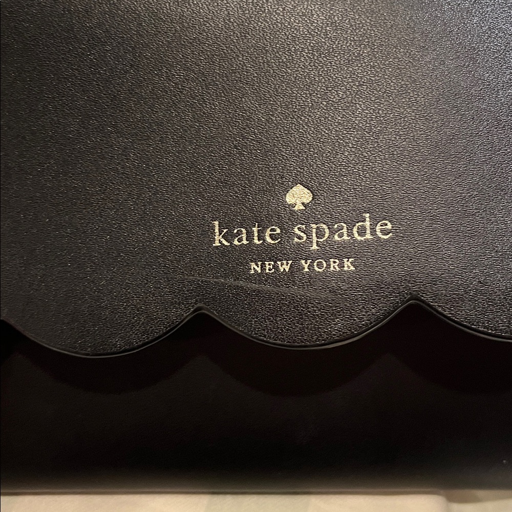 Kate Spade ♠️ Gemma Wallet on detachable chain for crossbody or clutch - Picture 2 of 11